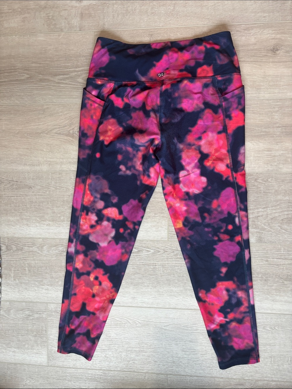 DSG workout leggings
